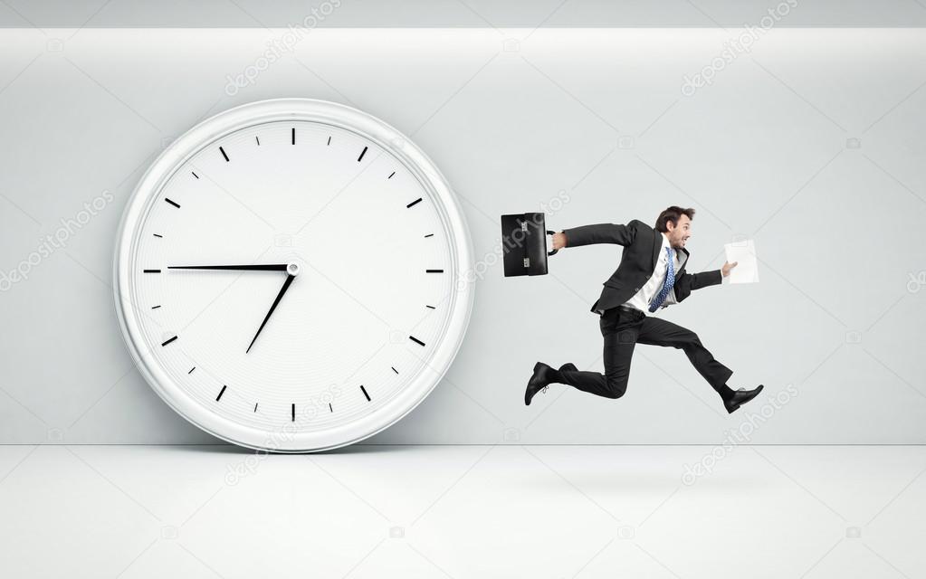 Señal de urgencia con reloj